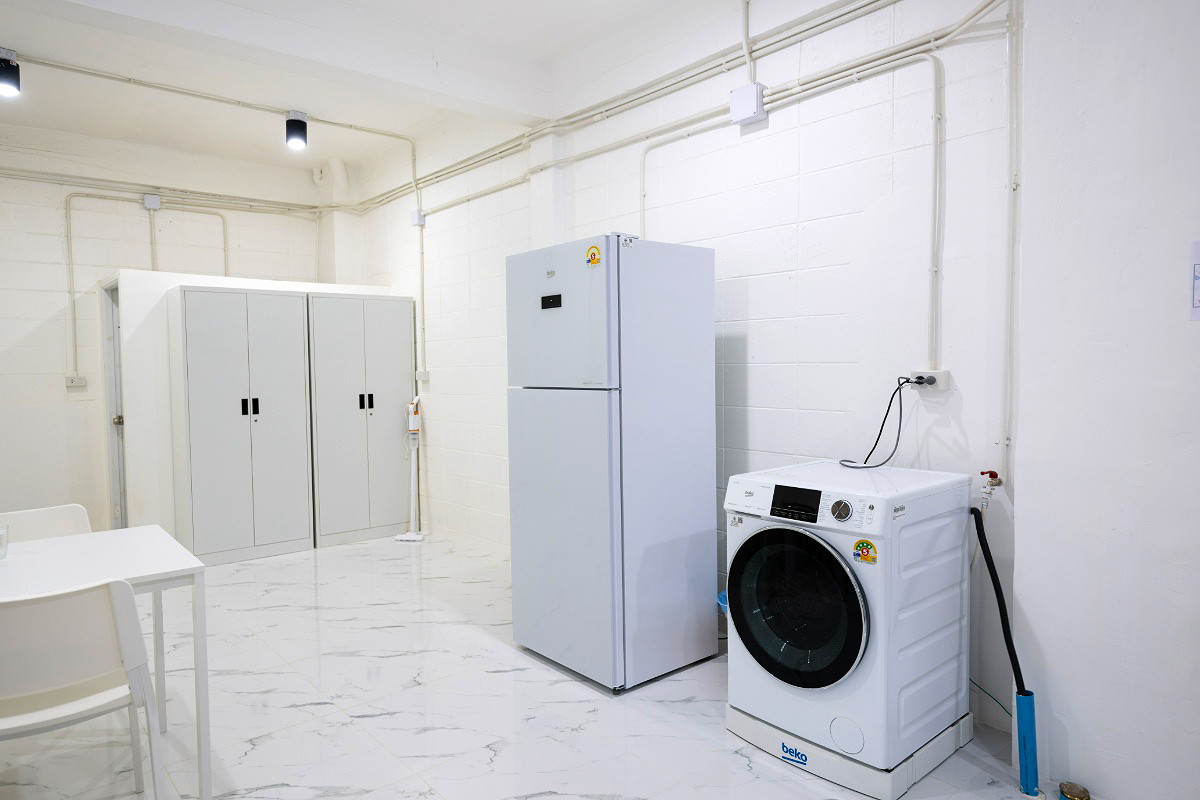 Pictures of At38 16/18