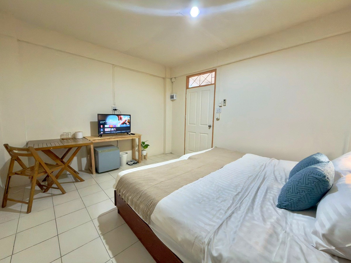 Pictures of  Baan B Service Apartment  12/22