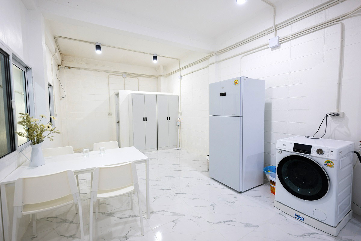 Pictures of At38 17/18