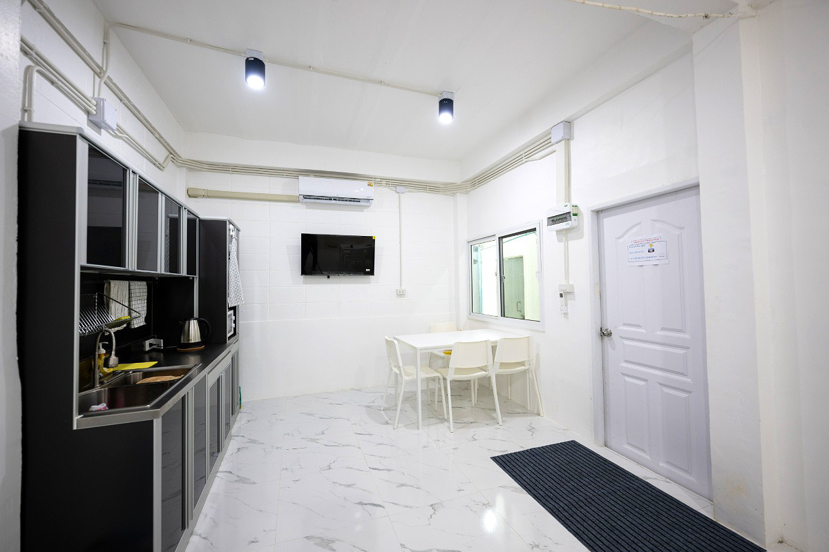 Pictures of At38 14/18