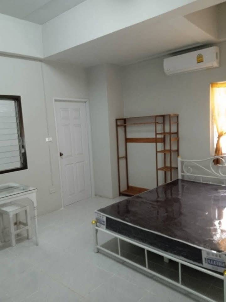 Condo — photo 3