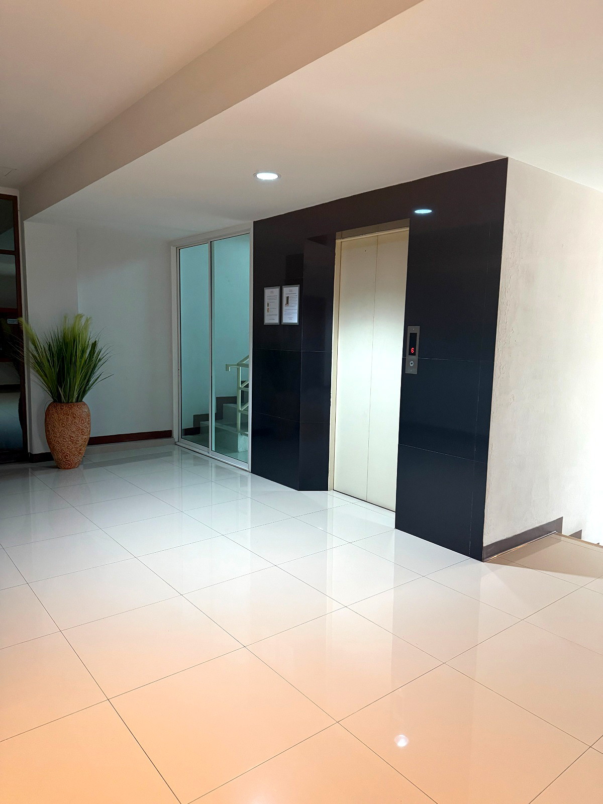 Pictures of C A MANSION 4/5