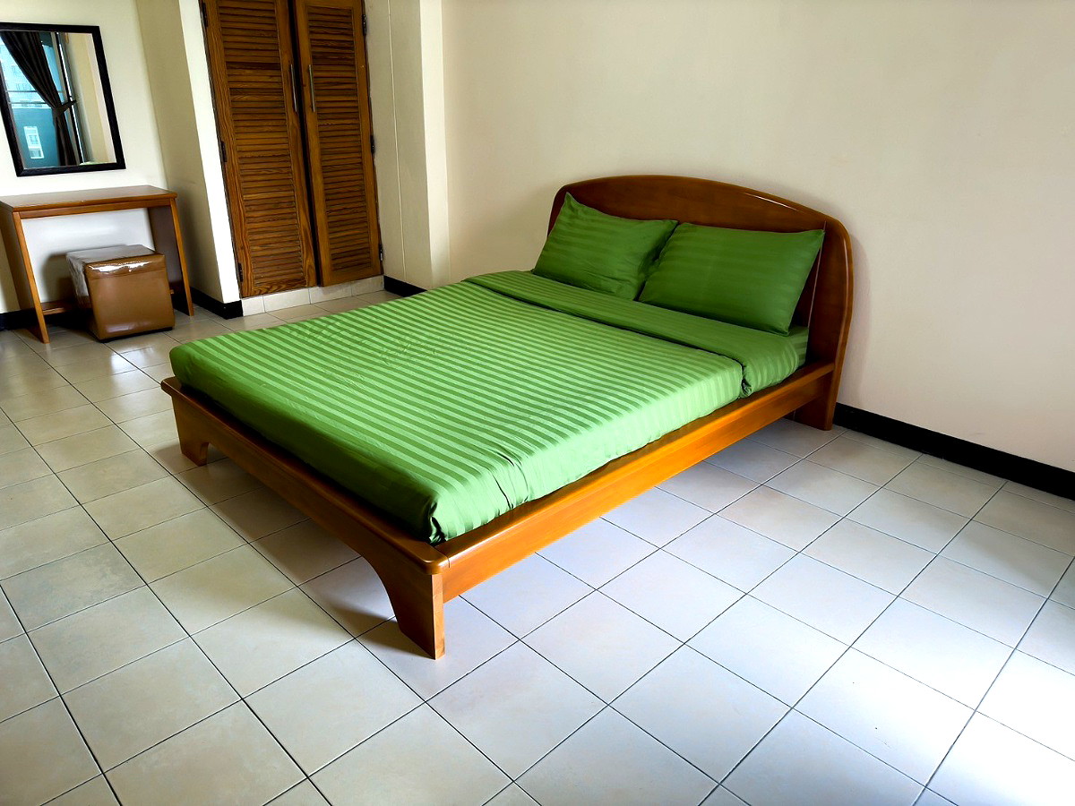 Pictures of Taveechoke place 8/21