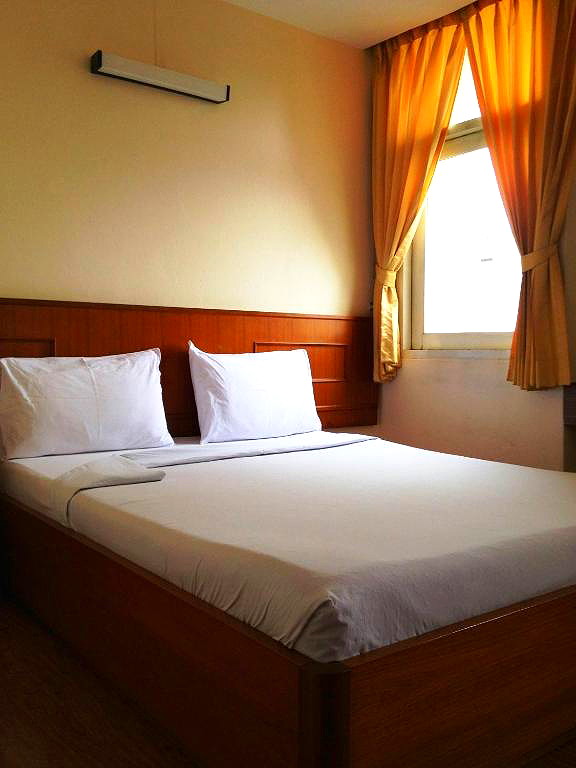 Pictures of Muangphol Mansion 1/7