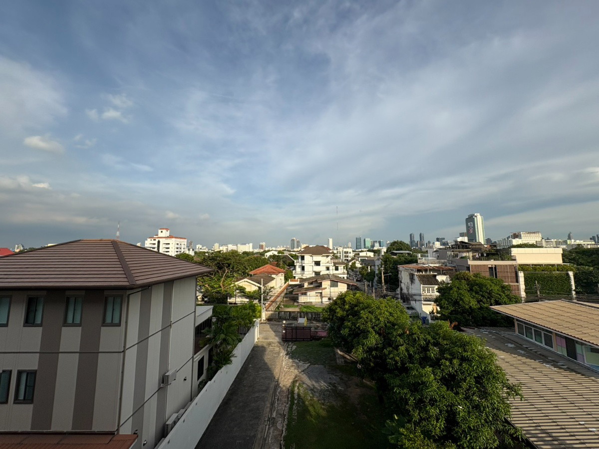 Condo · bangkok — photo 2