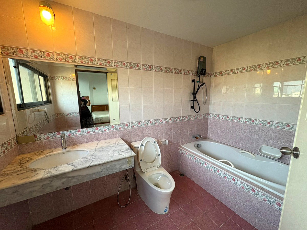 Pictures of Baan Waree 7/7