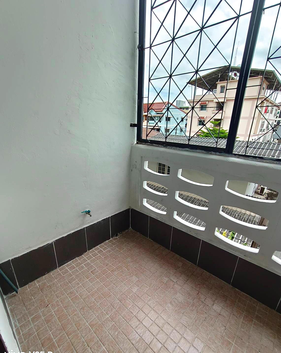 รูปภาพ ผึ้งหลวง คอมเพล็กซ์ | อพาร์ทเม้นท์ หอพัก ที่พัก ห้องพัก - รูปที่ 8/8