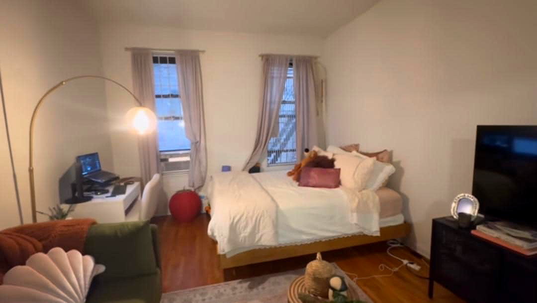 Pictures of Aroma Wongamat 8/9