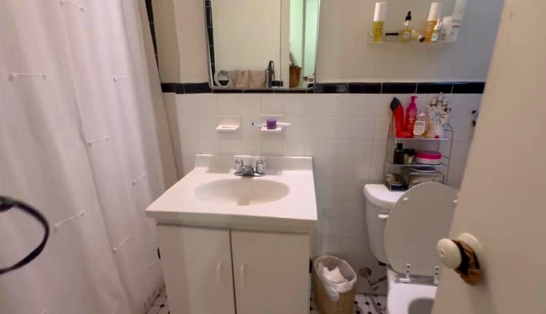 Pictures of Aroma Wongamat 1/9