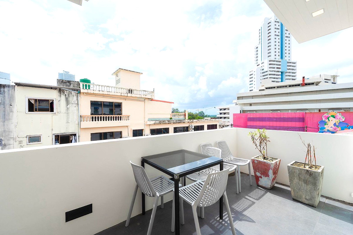 Pictures of Savanna Apartment Patong 16/18