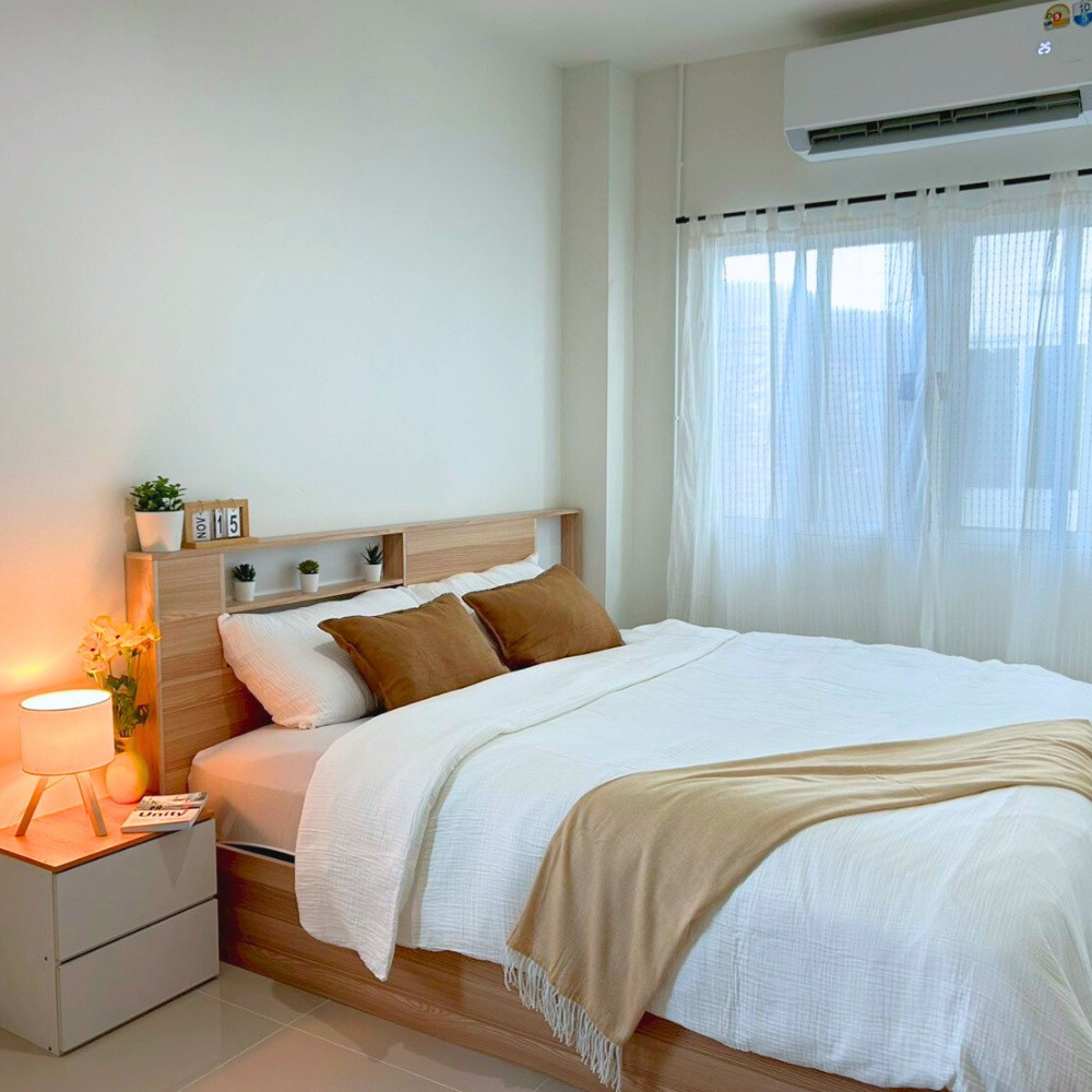 Condo — photo 1