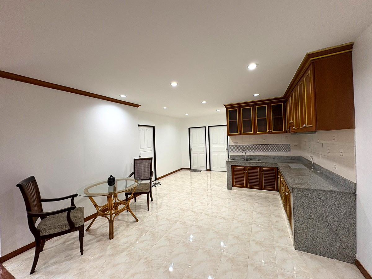 Pictures of Baan Waree 3/7