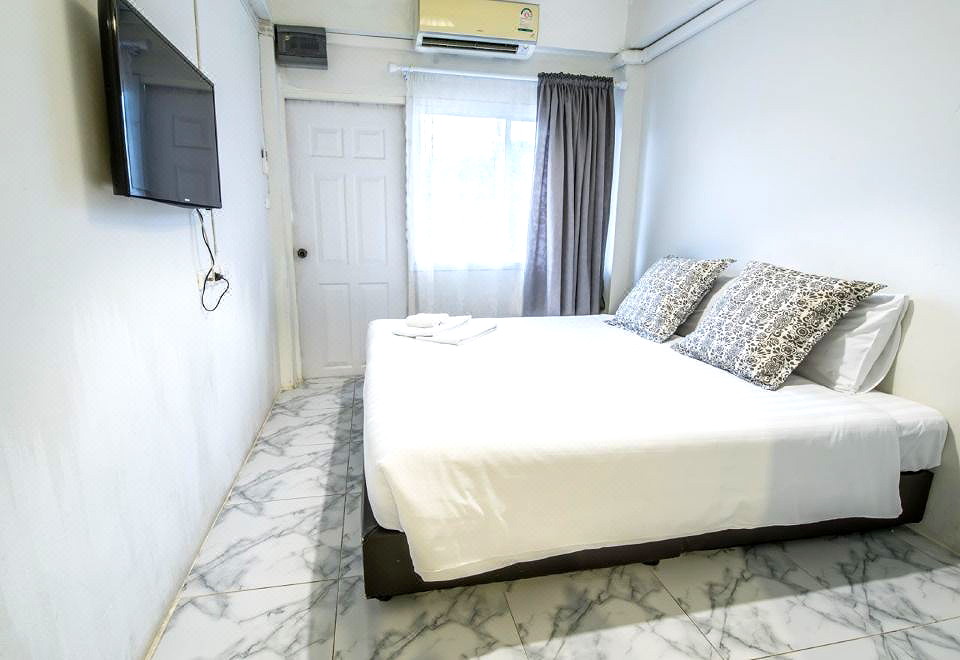 Pictures of Take A Rest Donmuang Residence) 4/4