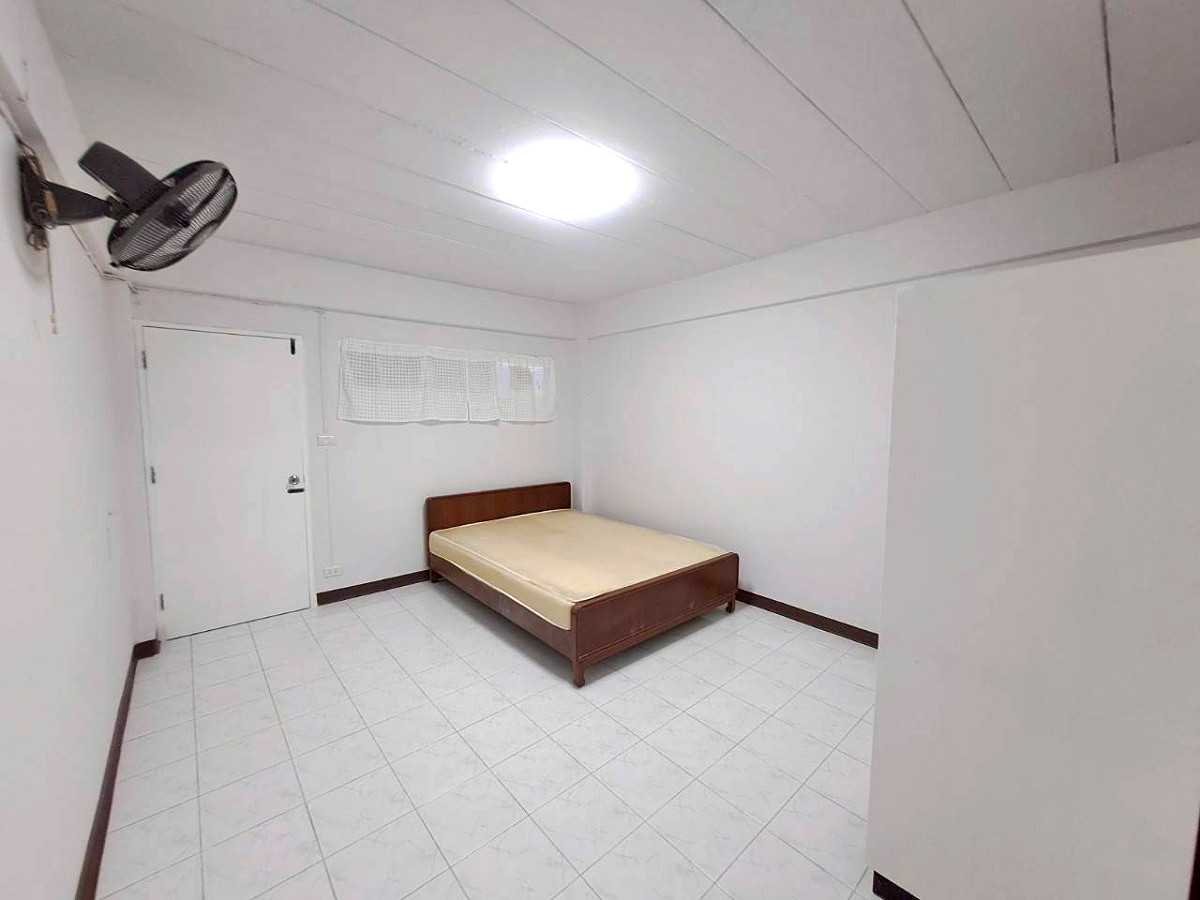 Pictures of PN House Apartment 7/11