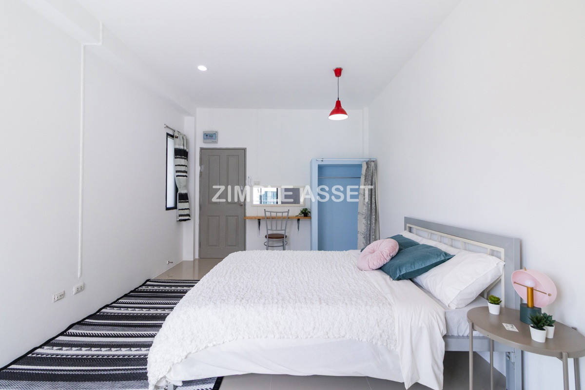 Condo — photo 2