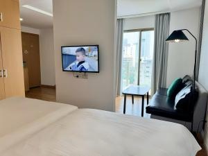 Condo · Khlong Toei, bangkok — photo 3