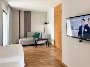 Condo · Khlong Toei, bangkok — photo 4
