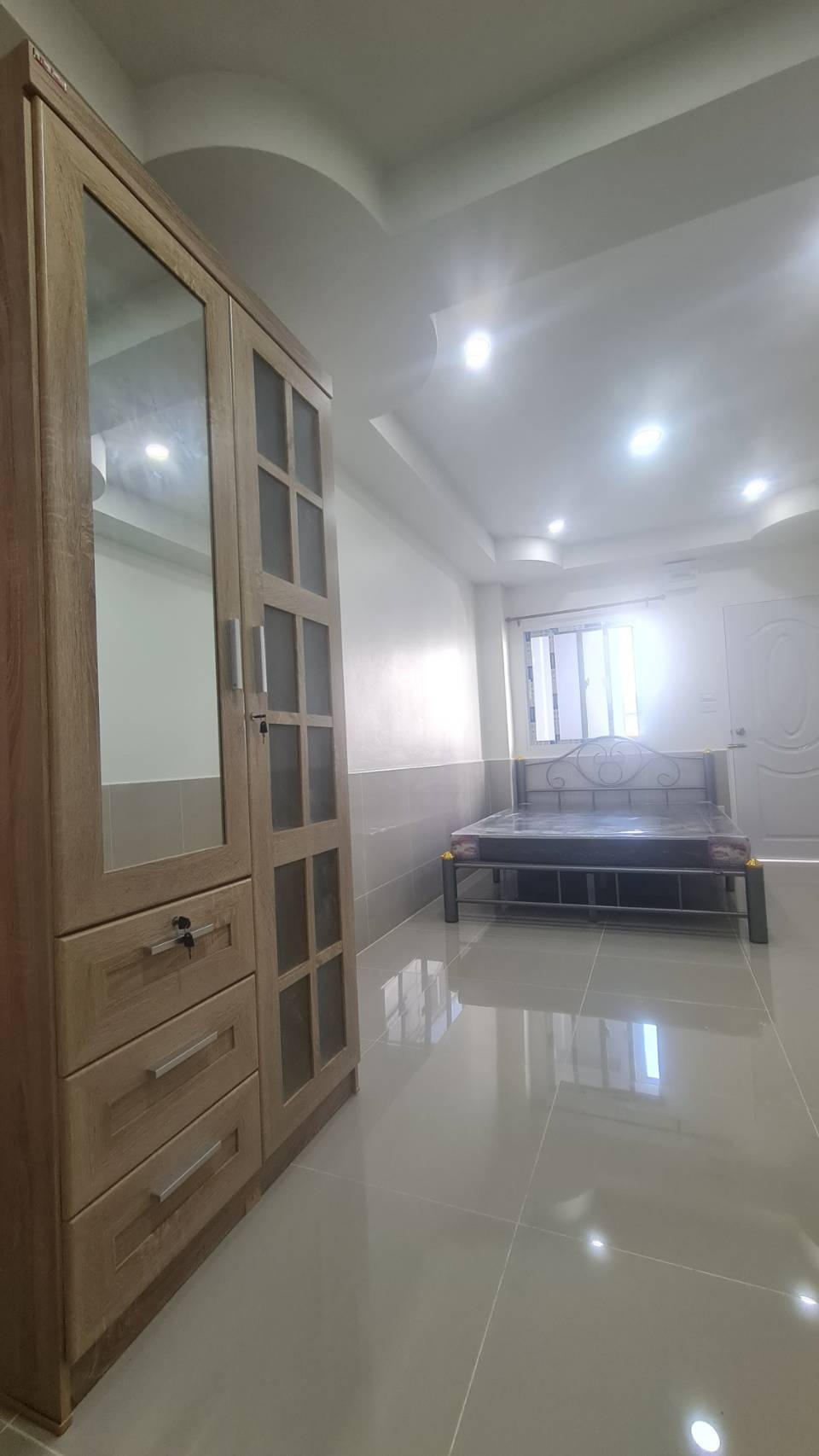 Condo — photo 1