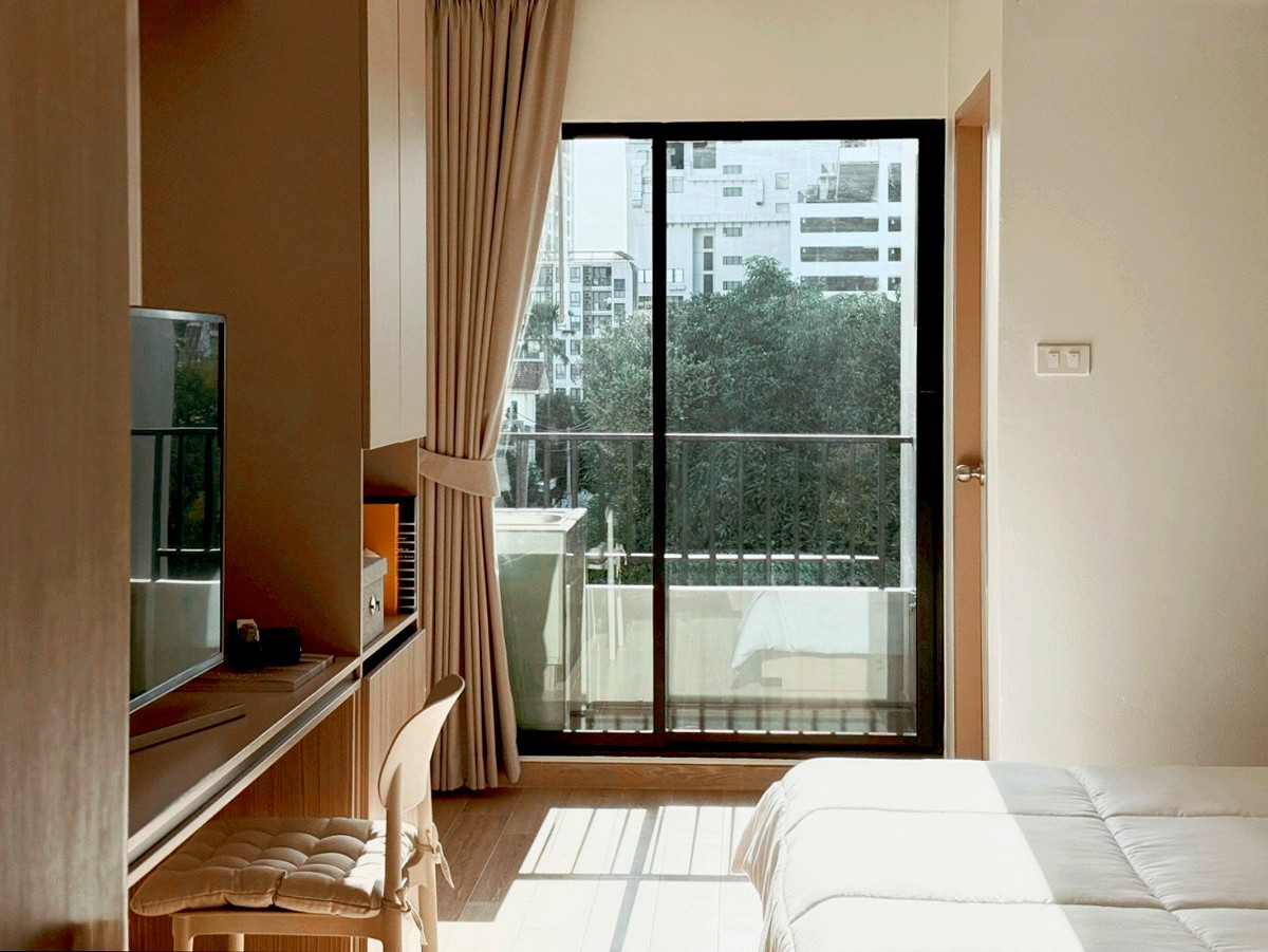 Pictures of Quarto Sukhumvit 81  (On Nut BTS Station) 2/25