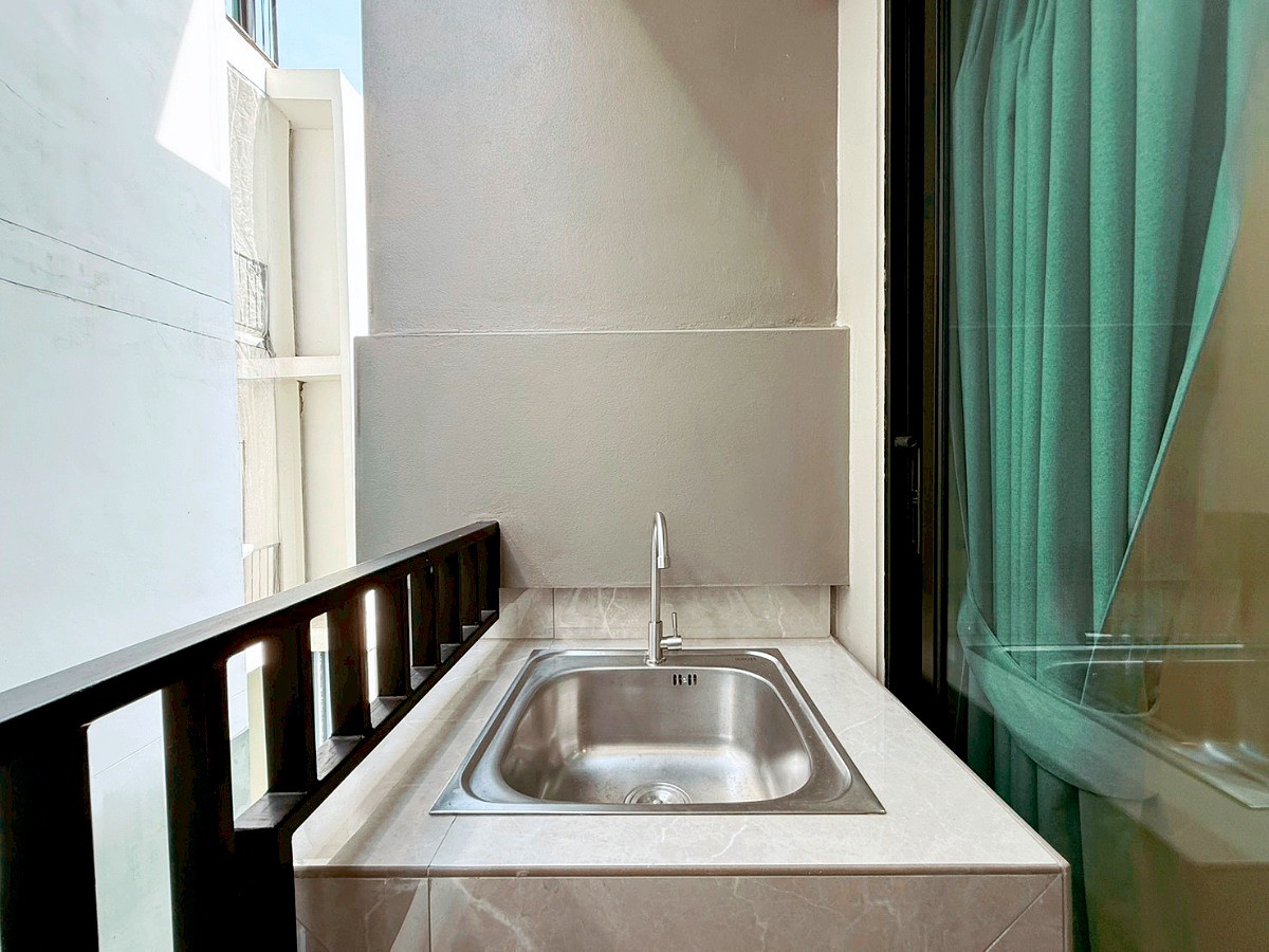 Pictures of Quarto Sukhumvit 81  (On Nut BTS Station) 22/25