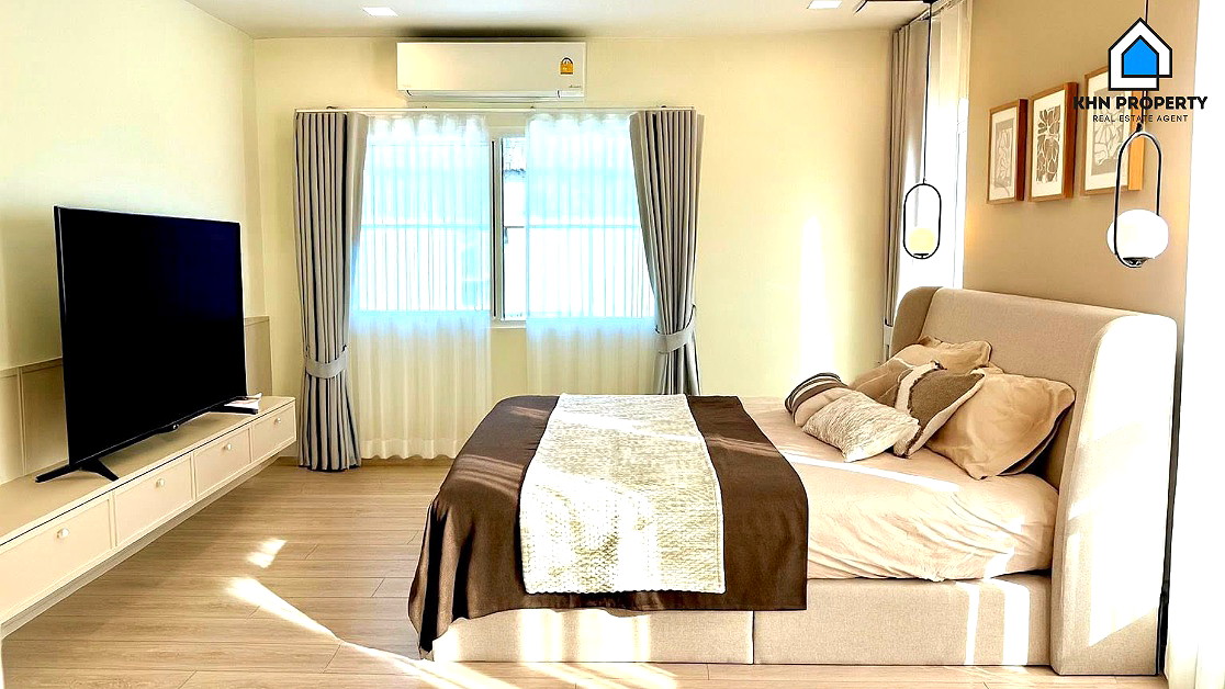 Pictures of Villaggio 3 SrinakarinBangna House 7/11