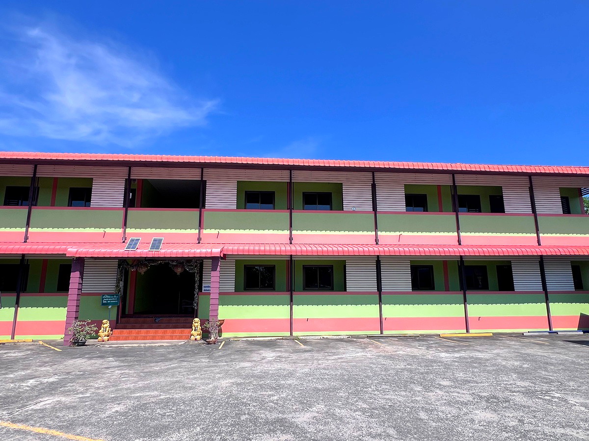 Pictures of Sasithon 888 Hill 8/12