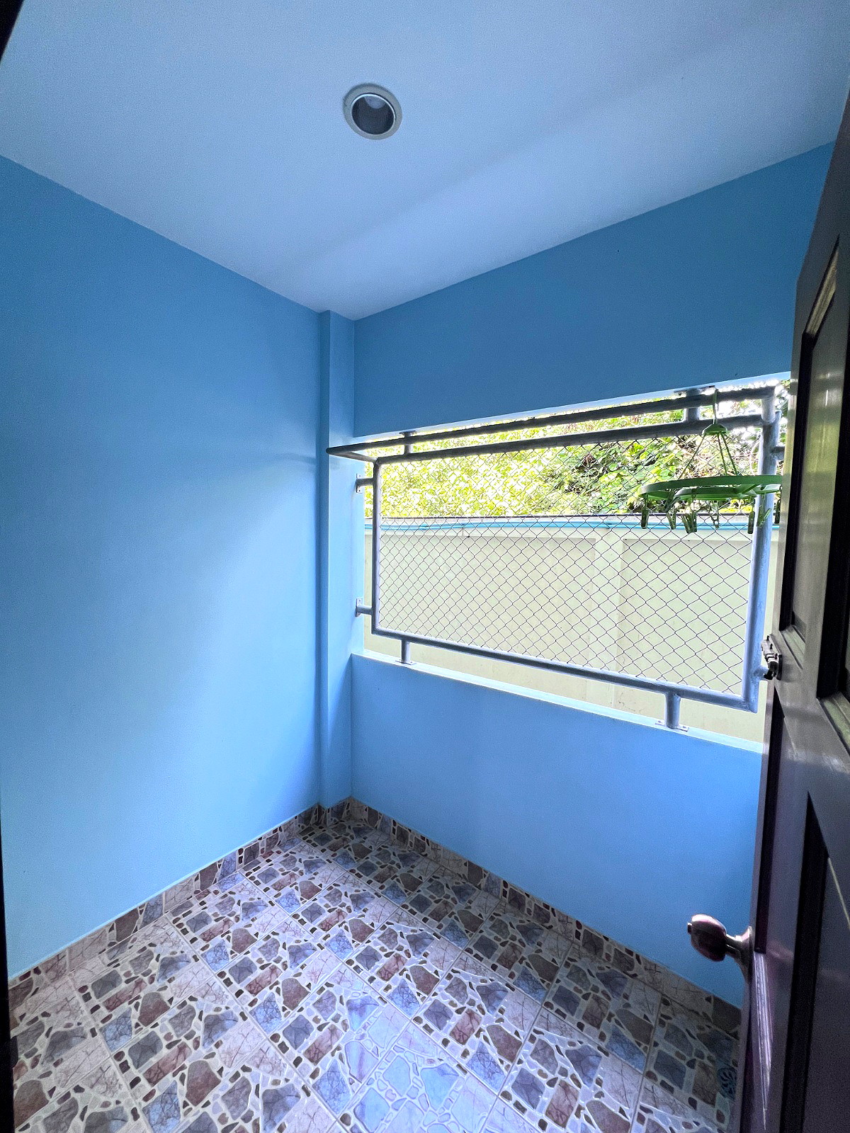 Pictures of Sasithon 888 Hill 11/12