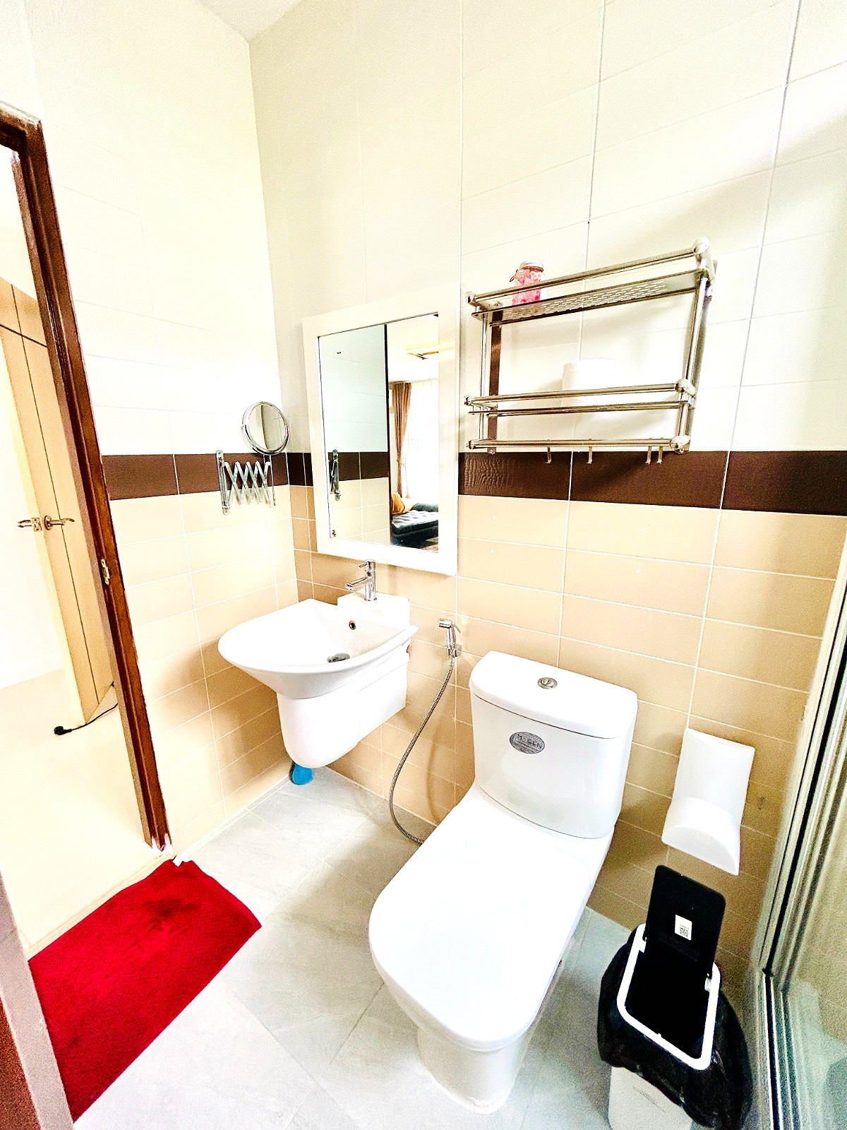 Pictures of Vibe Phuket Relax in Town Share House 13/23