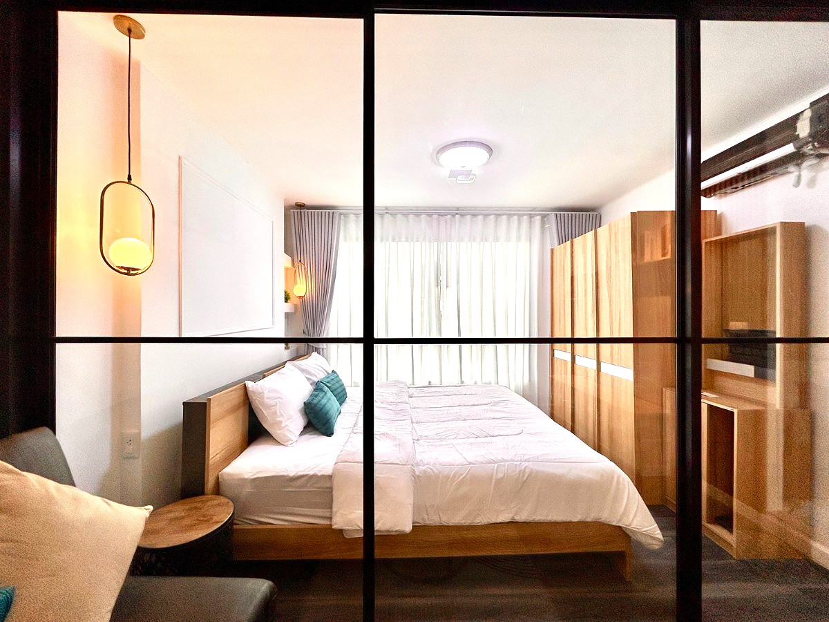 Pictures of Vibe Old Town 452 6/22