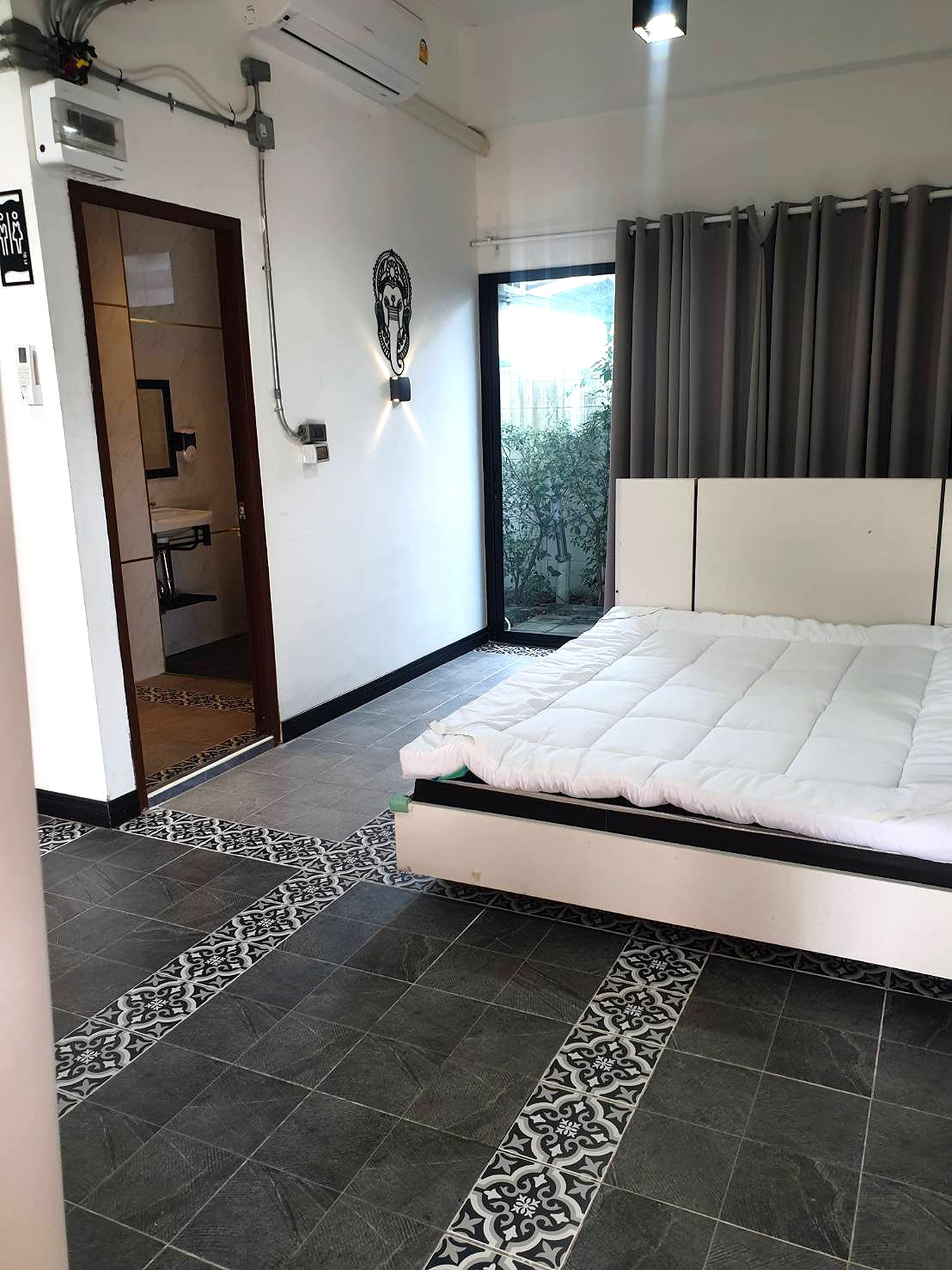 Pictures of pruksa home 1/7