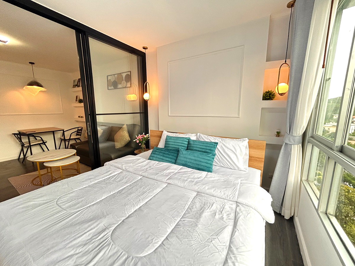 Pictures of Vibe Old Town 452 9/22