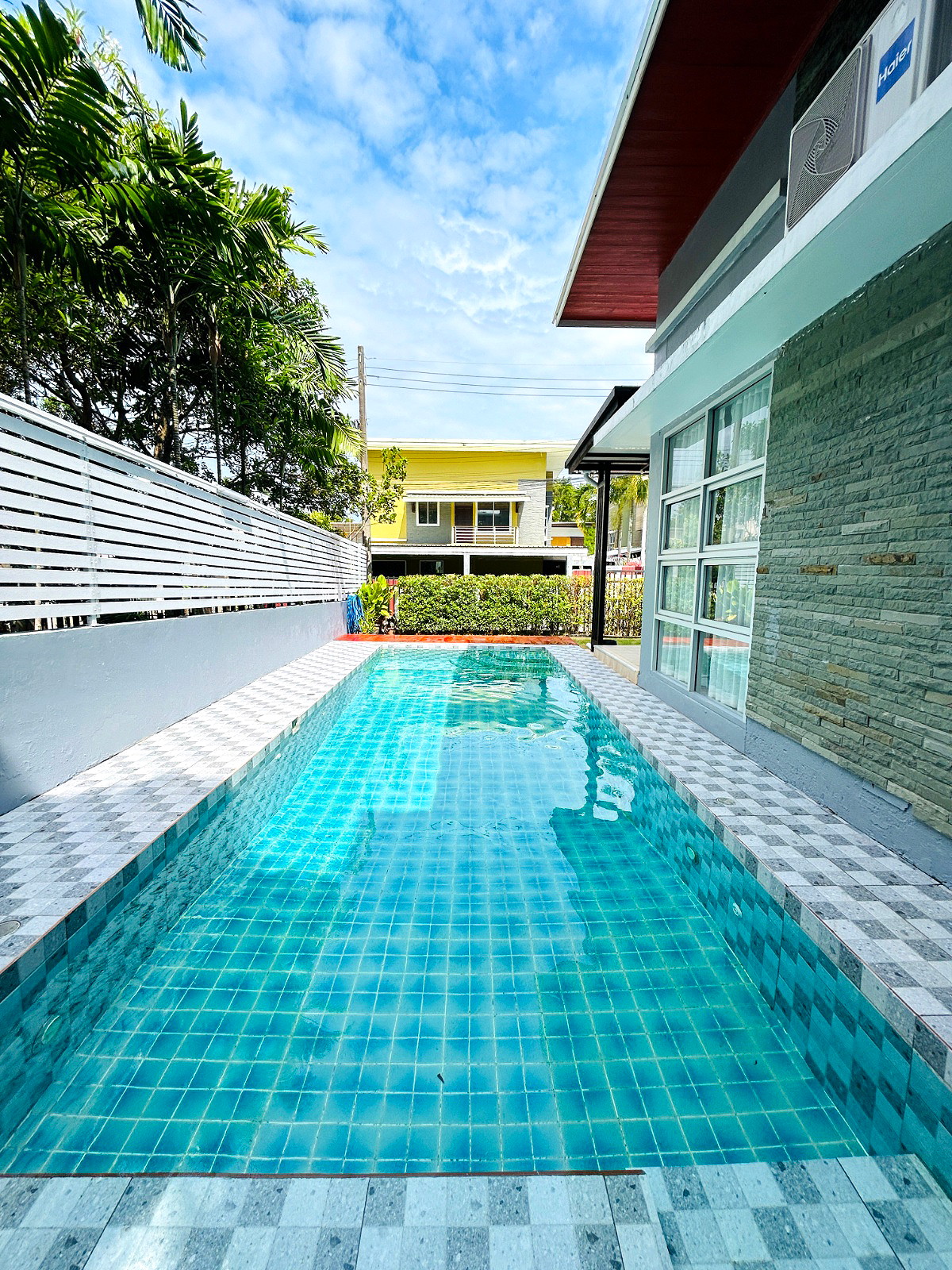 Pictures of Vibe Phuket Relax in Town Share House 20/23