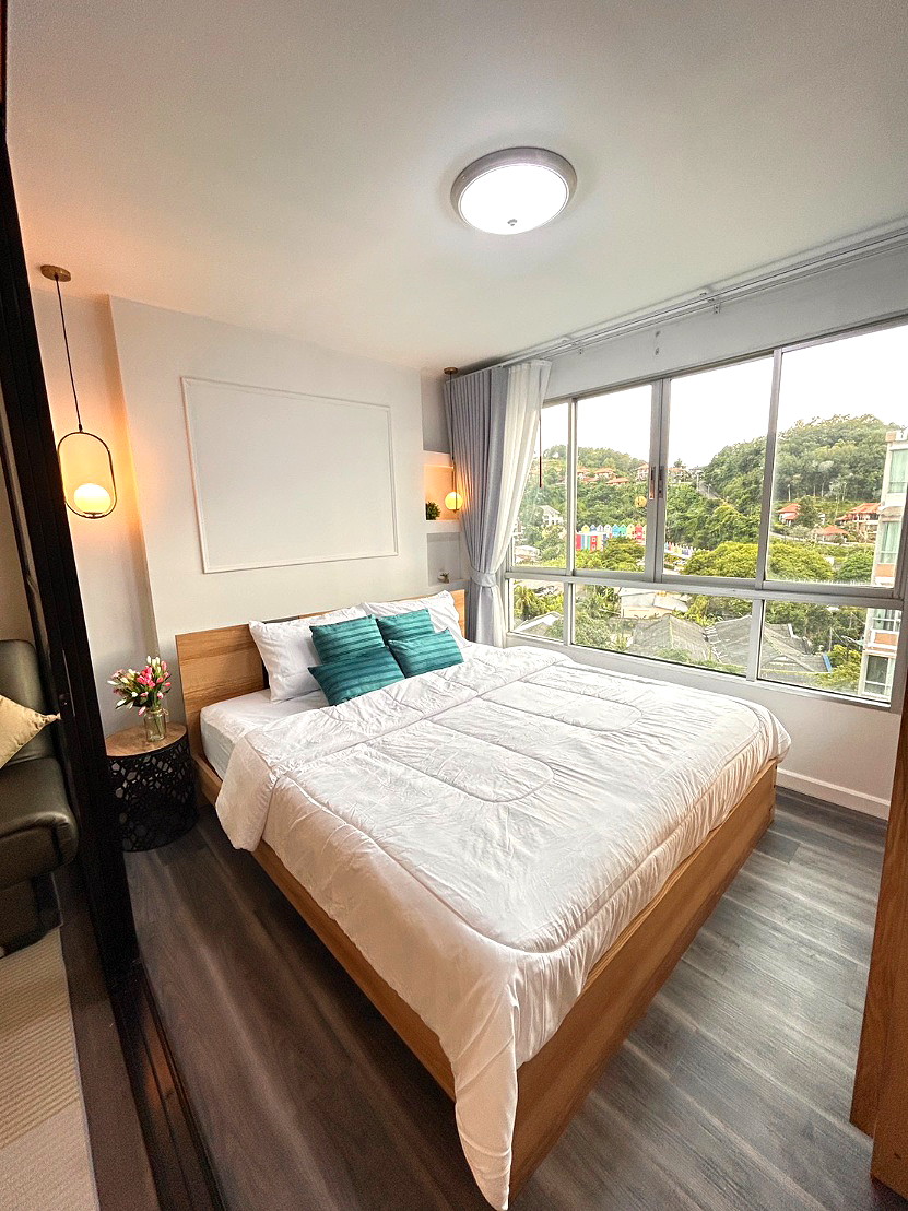 Pictures of Vibe Old Town 452 8/22