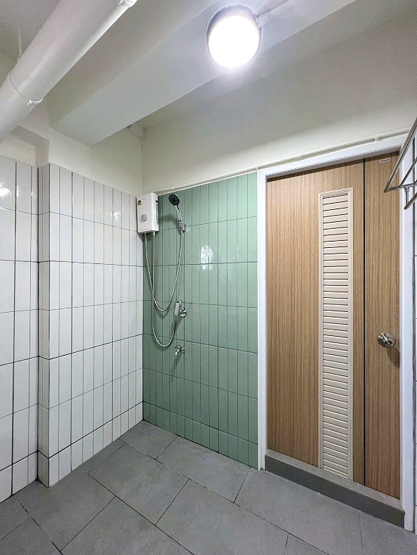 Pictures of Baan Charan 75 (Panda Apartment) 5/17