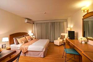 Pictures of Ravipha Residences 2/10