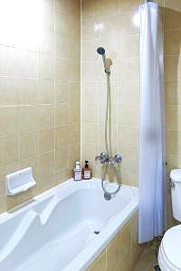 Pictures of Ravipha Residences 6/10