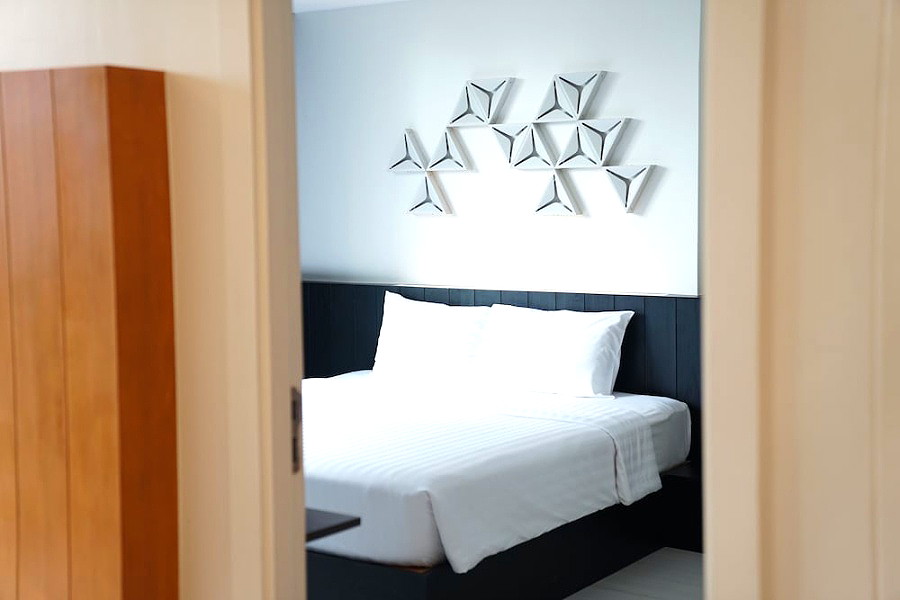 Pictures of 130 Hotel & Residence Bangkok 7/15