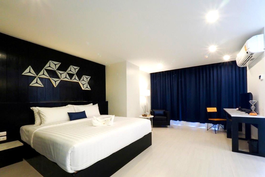 Pictures of 130 Hotel & Residence Bangkok 5/15