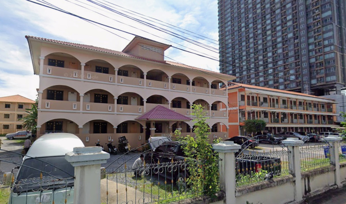 Condo · Pak Kret — photo 1