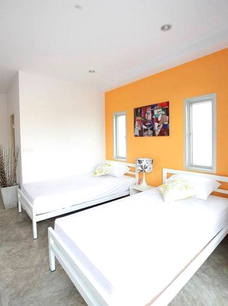 Pictures of SP Palace 2/9