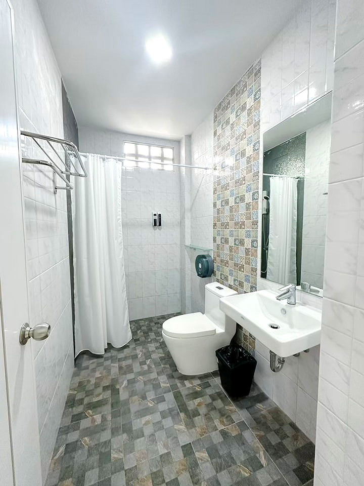 Pictures of Daddy Dream Hotel and Residence 17/25