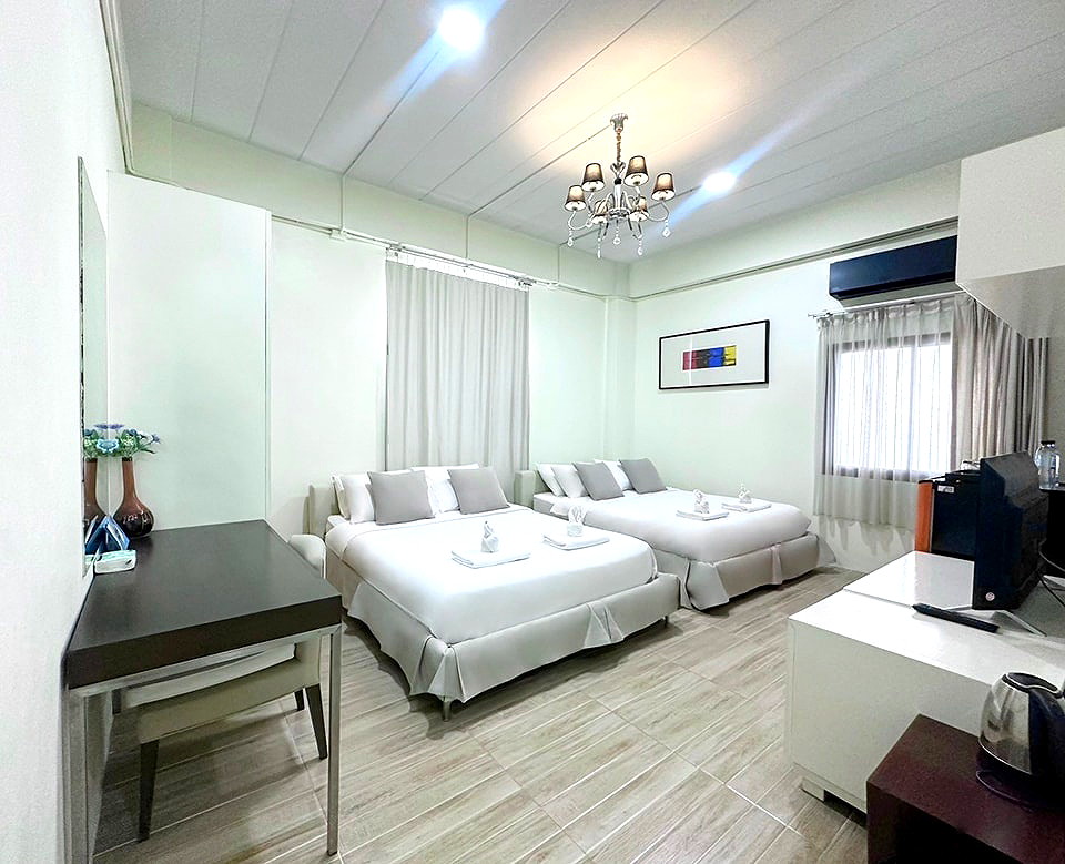 Pictures of Daddy Dream Hotel and Residence 7/25