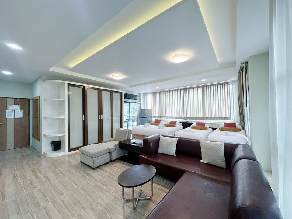 Condo — photo 4