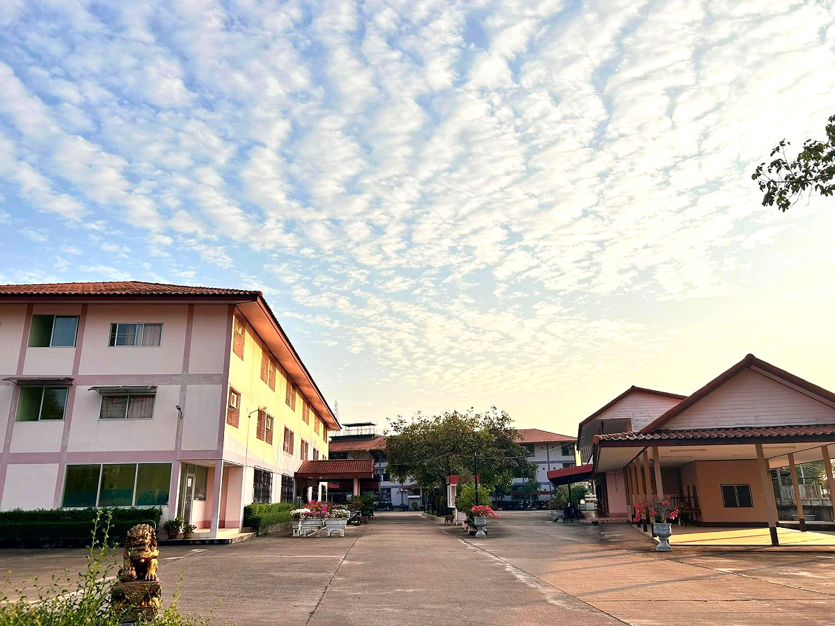 Pictures of Khao Yai Modern Place  6/6