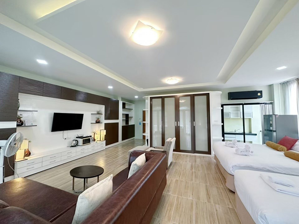 Condo — photo 5