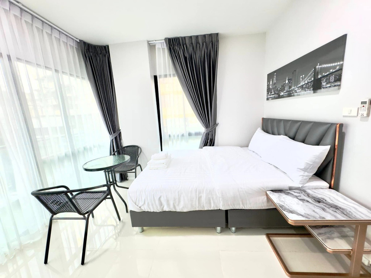 Condo · Mueang Samut Prakan — photo 1