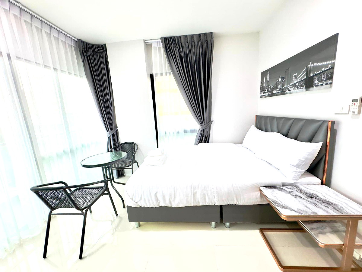 Pictures of Apple Suite Apartment  1/13