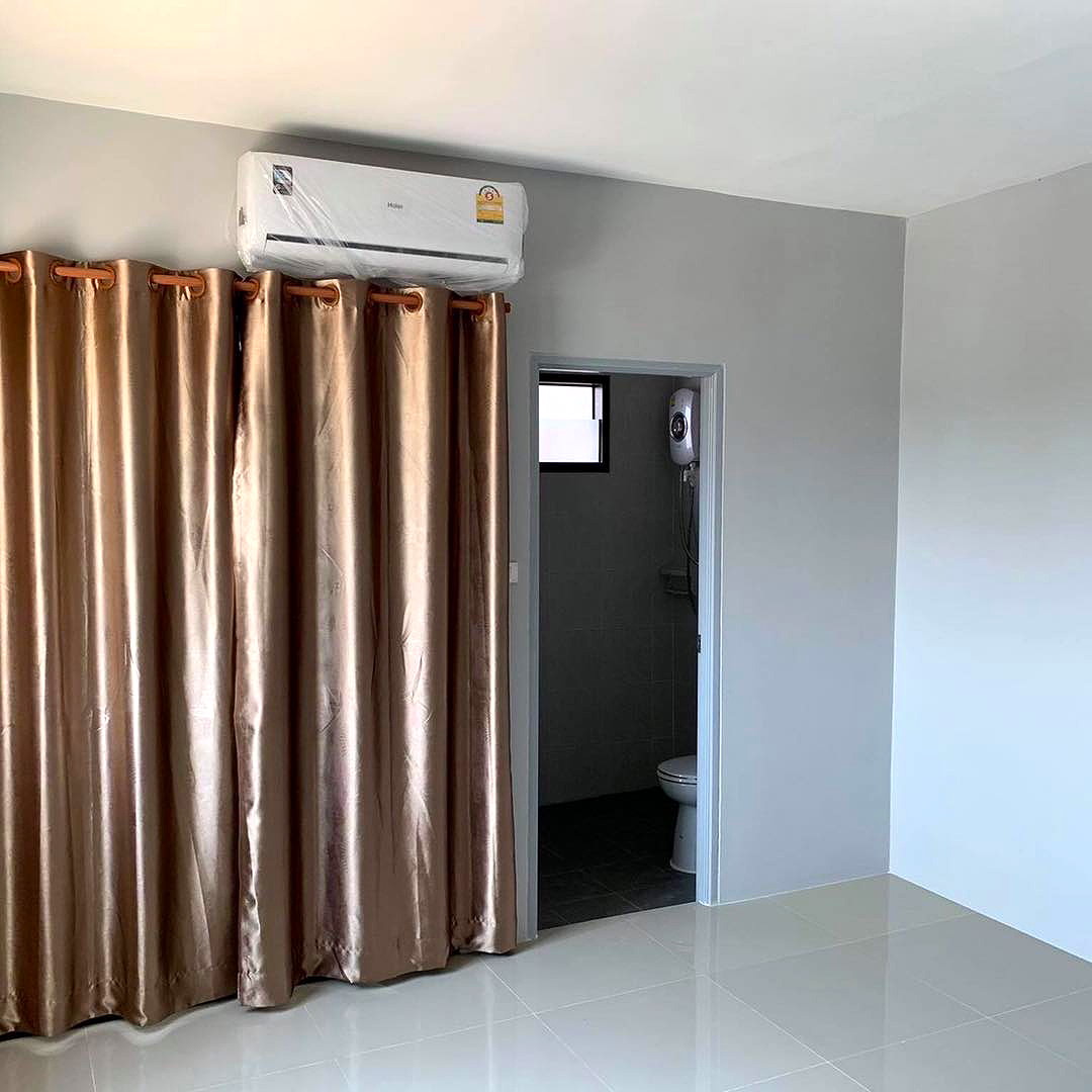 Pictures of The Patra Apartment 3/6