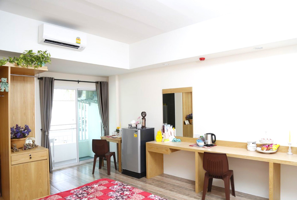 Pictures of Nionhouse 6/14