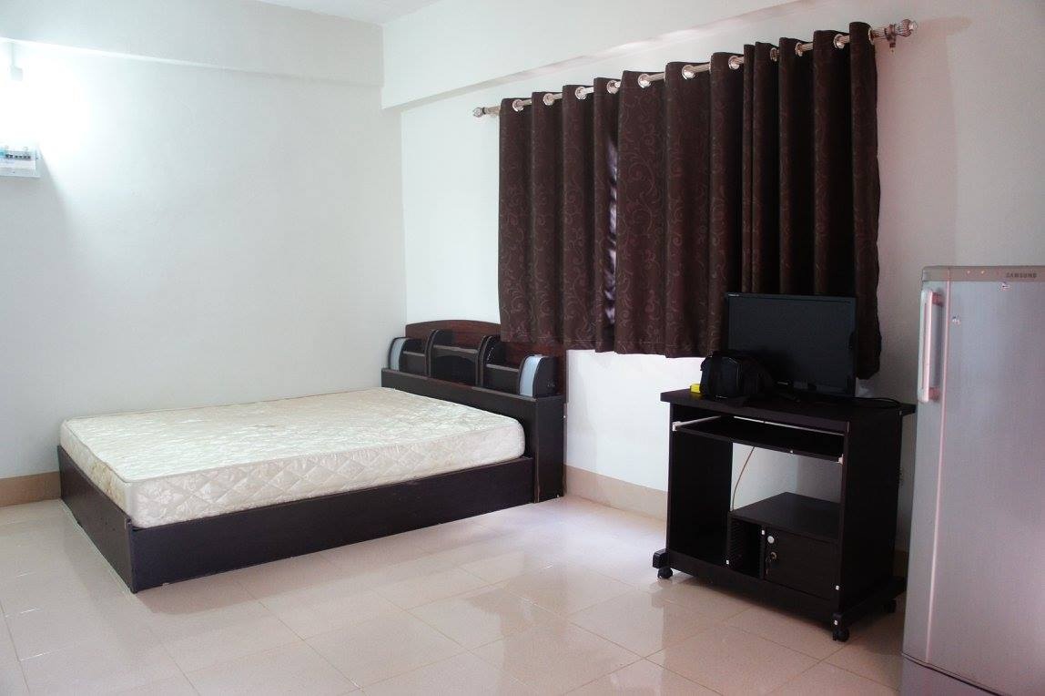 Condo — photo 1